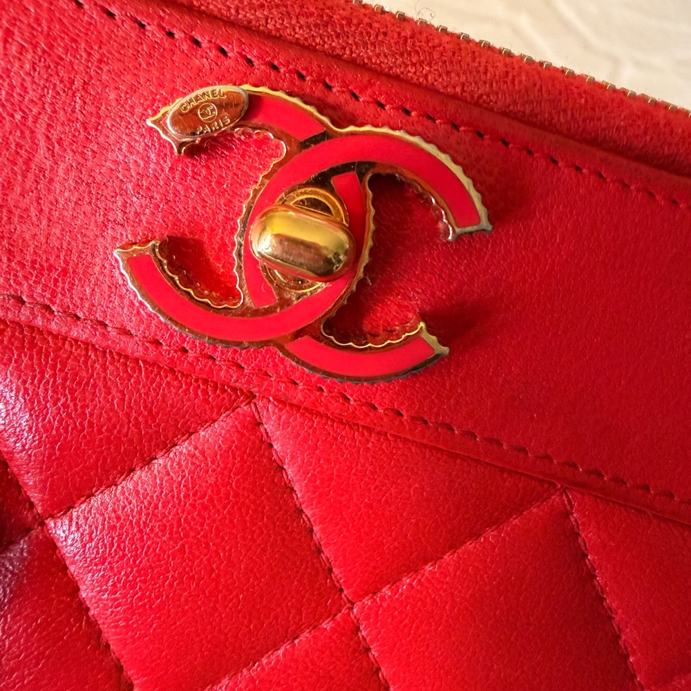 CHANEL Mademoiselle Coco Mark Zip Around Wallet in Red - Picture 12 of 16